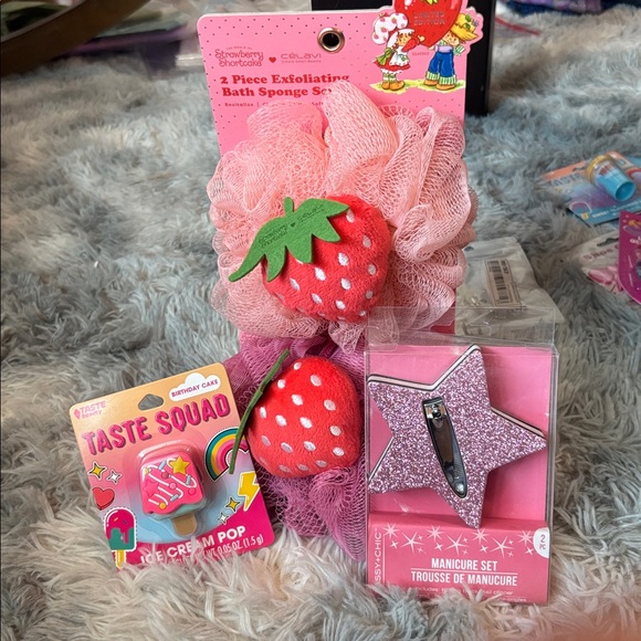 Other - Two Piece Exfoliating Bath Sponge Set Strawberry Shortcake, Lip Balm, Manicure